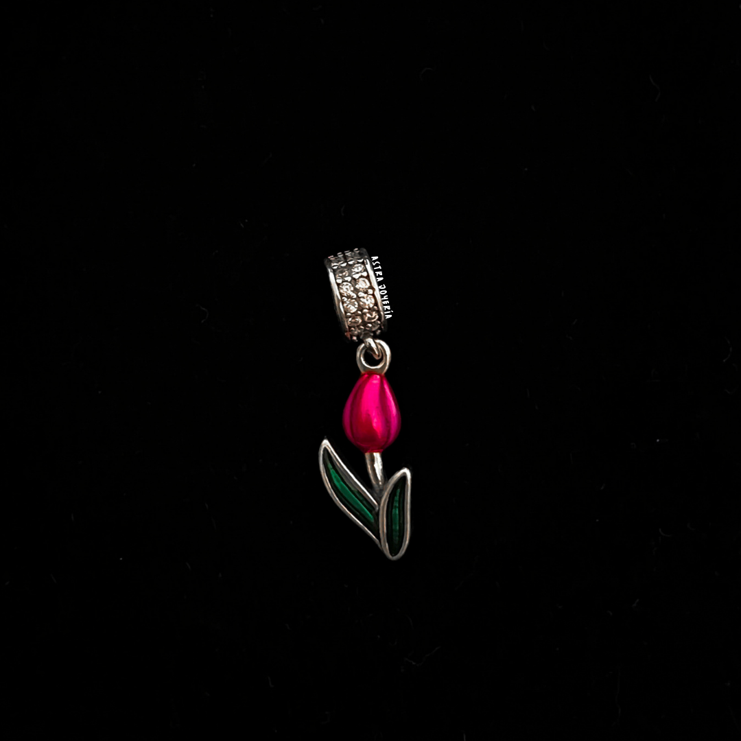 Charm tulipán