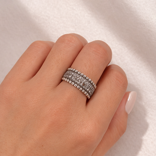 Anillo clásico