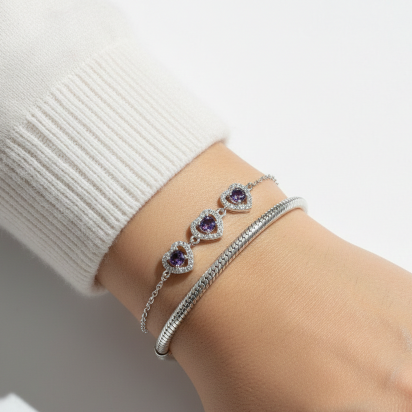 Pulsera corazones morados
