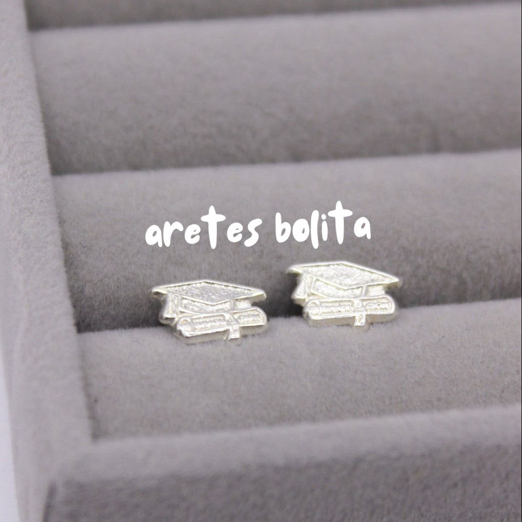 Aretes graduación