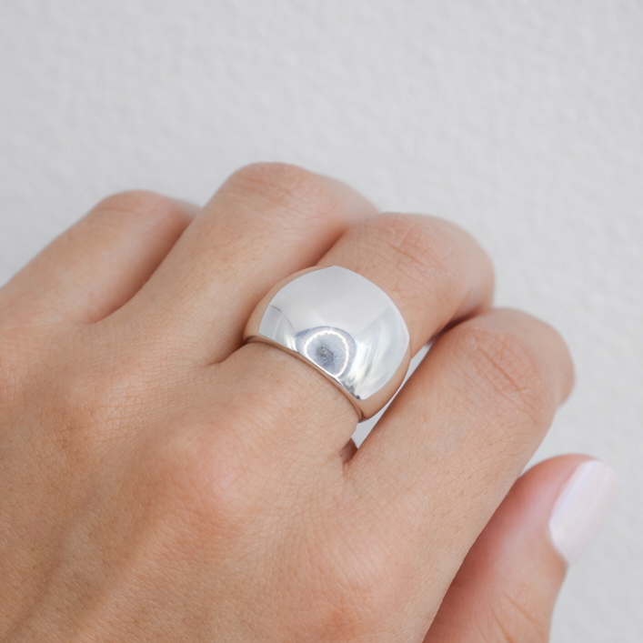 Anillo clásico